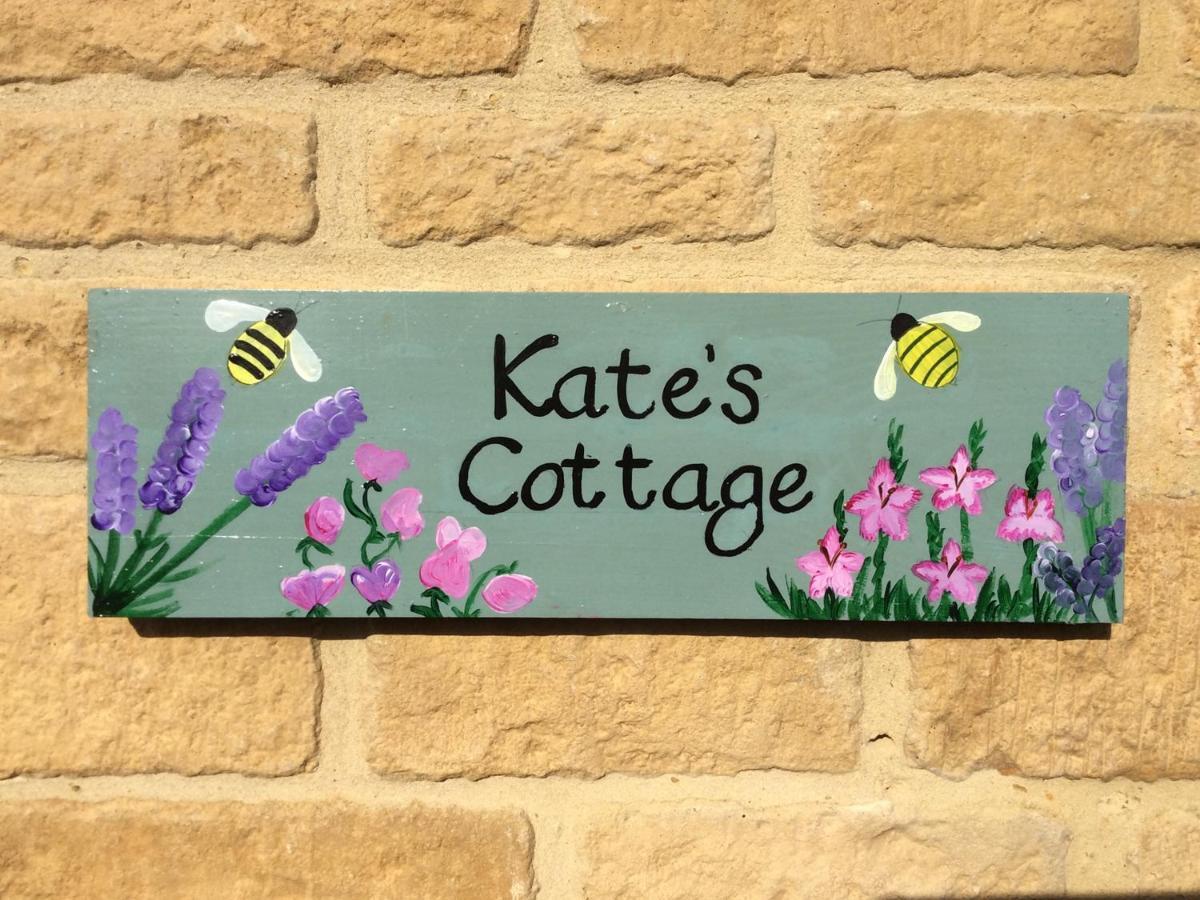 Kate's Cottage, Cheltenham Bourton-on-the-Water Exteriör bild